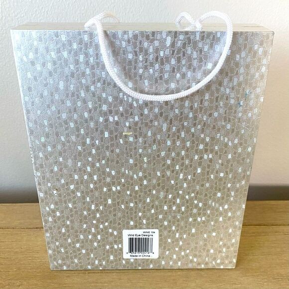 NWT New Wild Eye Designs Red & Silver 5 Piece Wine Gift Set. Holidays Christmas - Picture 4 of 7